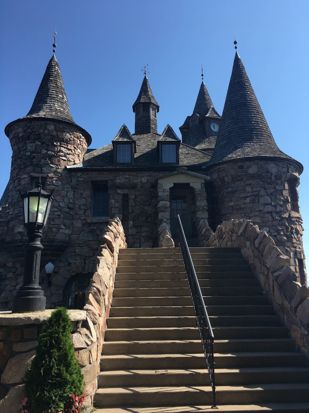 Boldt Castle Tour